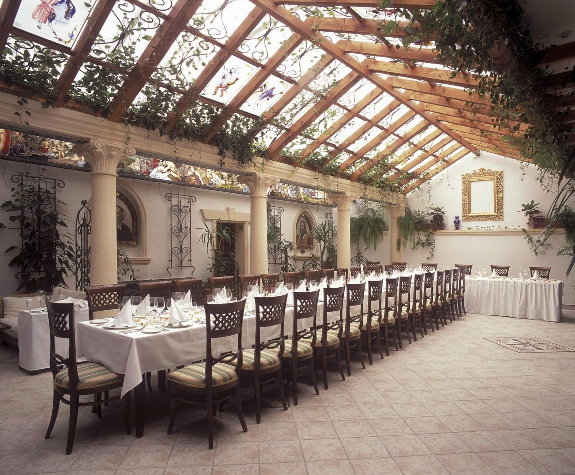 Green Garden Hotel, Prague